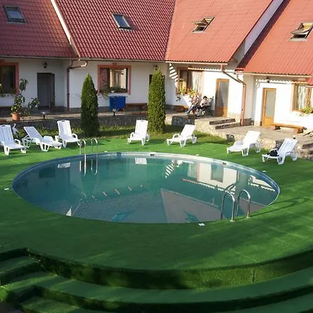 Zatyshok Hotel Shaian