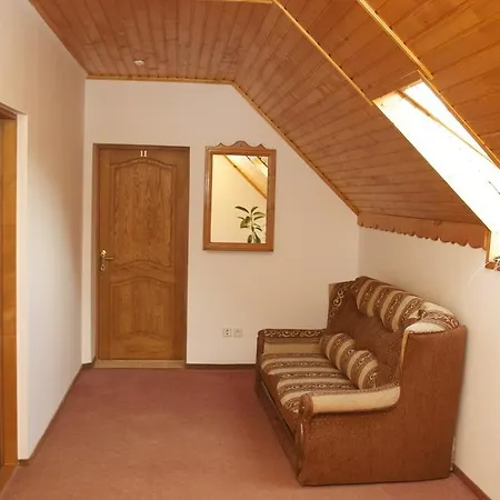 Hotel Zatyshok Shaian
