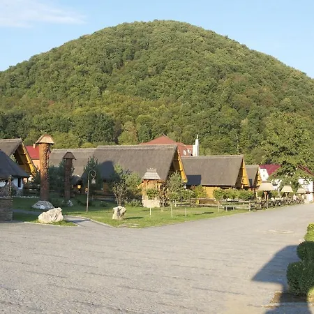 Zatyshok Hotel Shaian