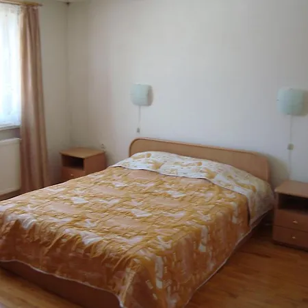 Zatyshok Hotel